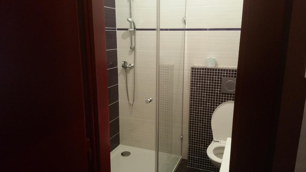 Hotel Koruna Rožnov pod Radhoštěm Habitación foto